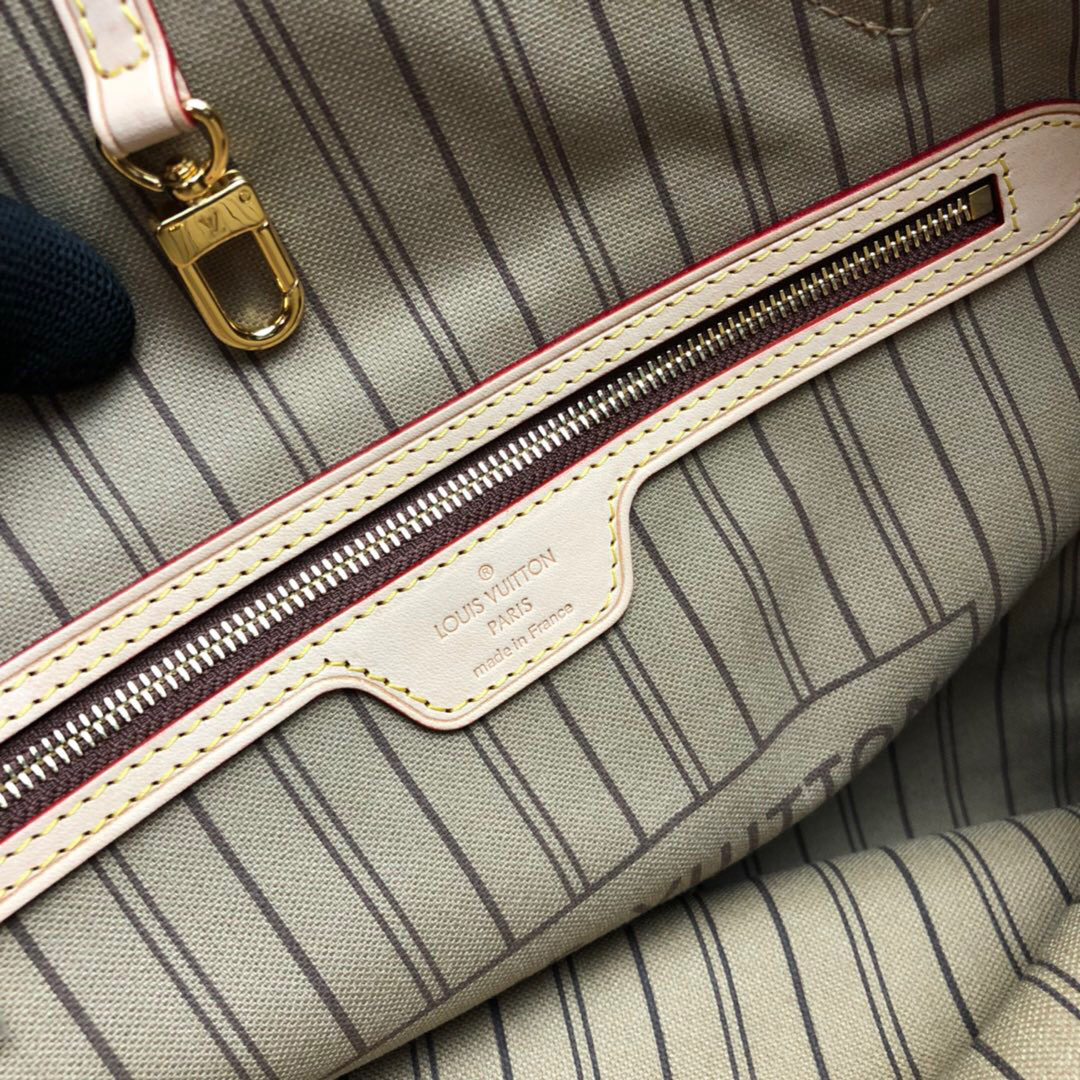 LV Neverfull MM Monogram with apricot M40995