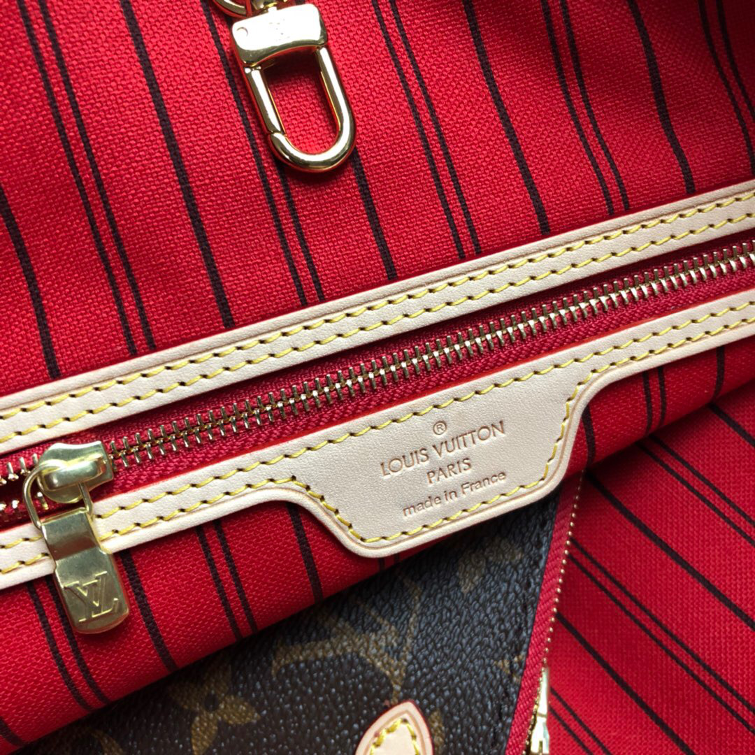 LV Neverfull MM Monogram with red M41177