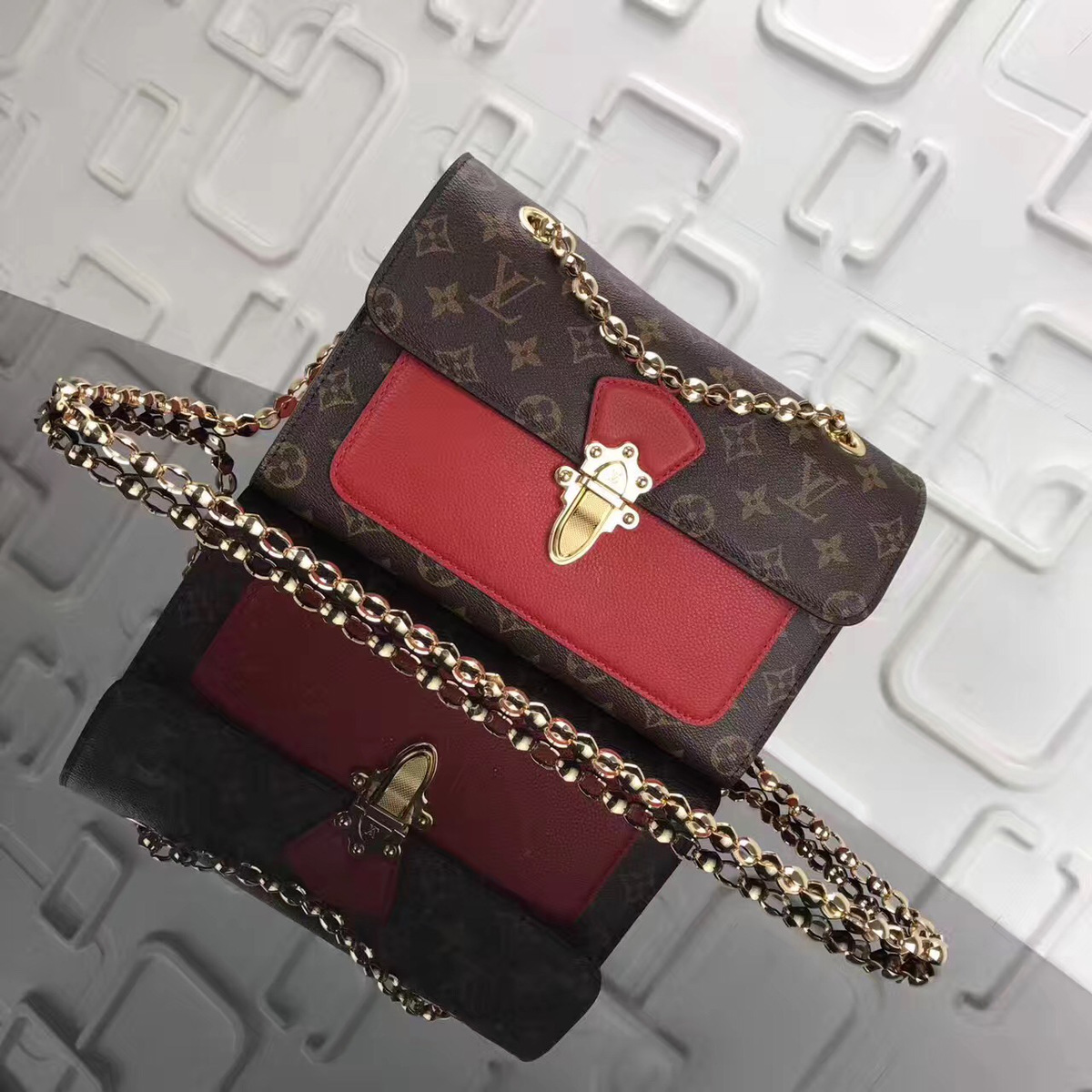 L0vis Vvtt0n original Monogram canvas lady chain bag red VICTOIRE handbag M41731