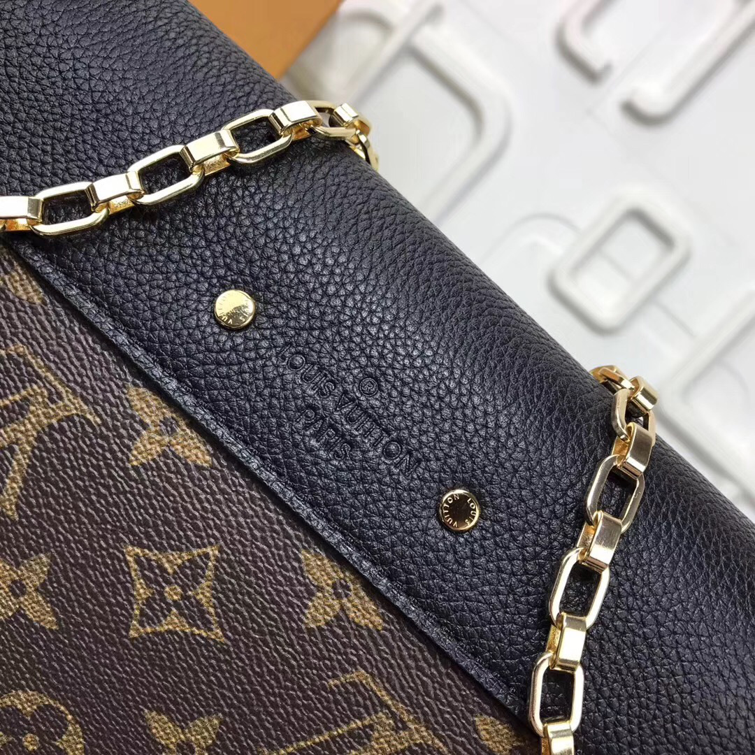 Lious Vvtt0n Pallas chain shoulder black bag M41200