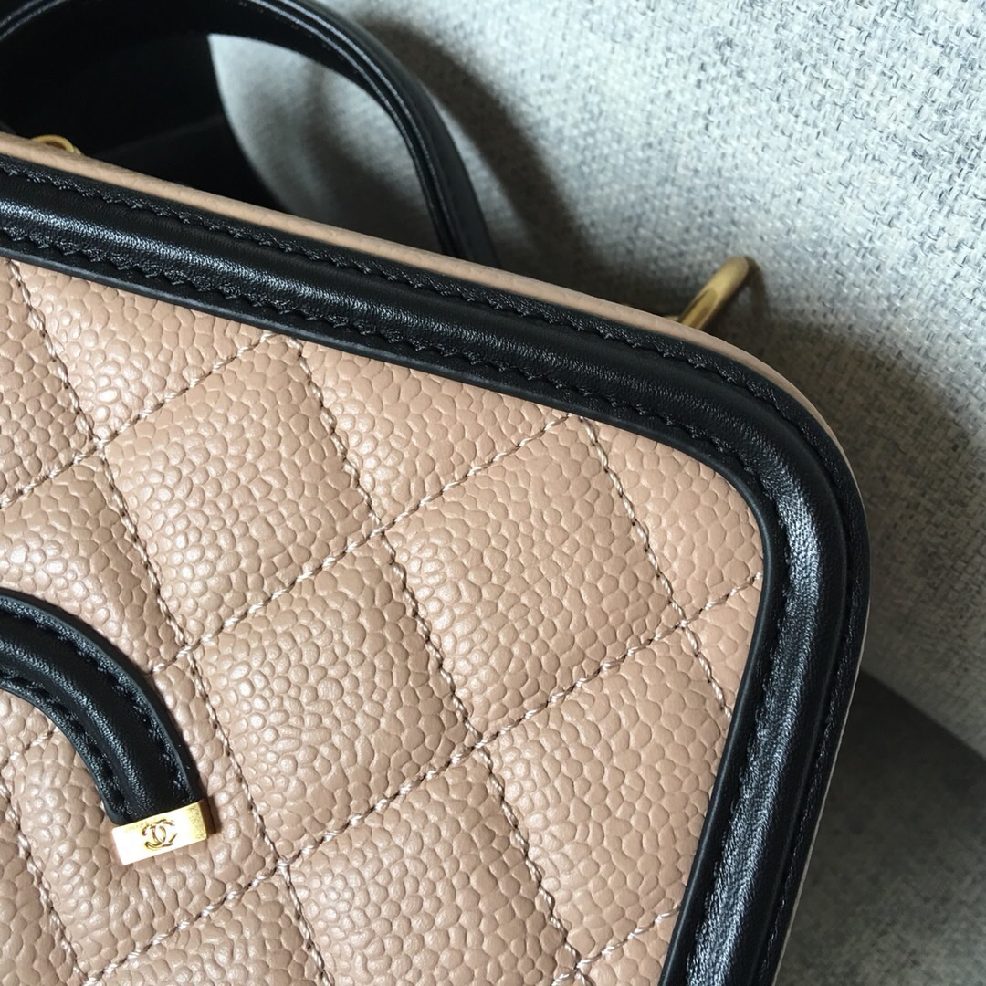 Ch**el medium Caviar Vanity bag pink and black