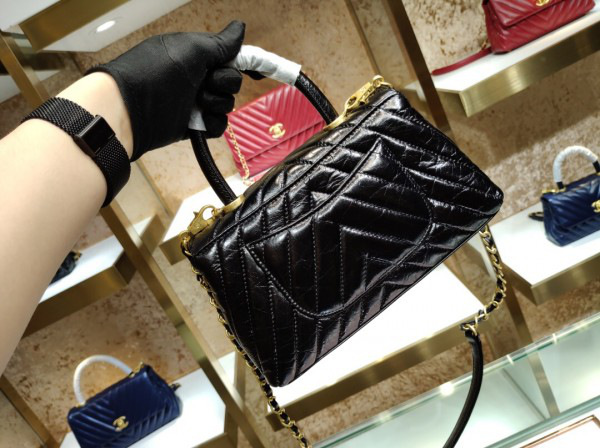 Ch**el small Coco Handle Bag Black with Gold Hardware