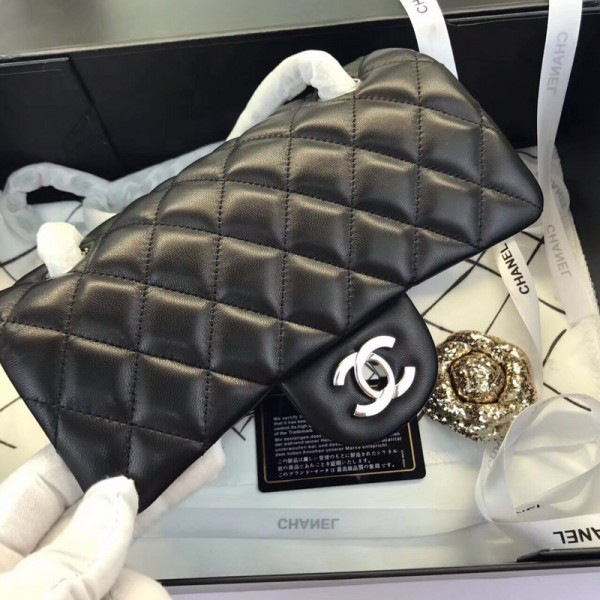 Ch**el Flap Bag Lambskin Black with Sliver Hardware 20CM