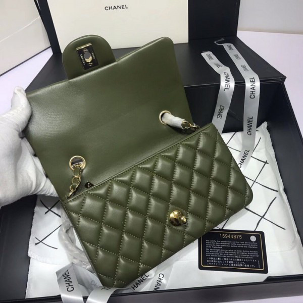 Ch**el Flap Bag Lambskin Dark Green with Gold Hardware 20CM