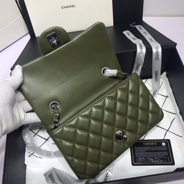 Ch**el Flap Bag Lambskin Dark Green with Silver Hardware 20CM