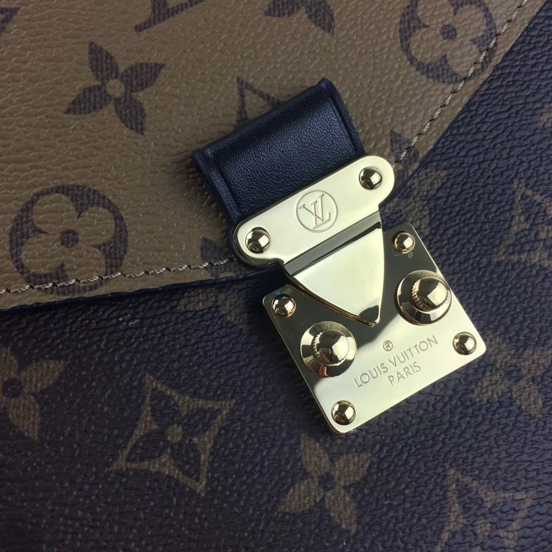 L0vis Vvtt0n POCHETTE METIS Bag M41465 Monogram