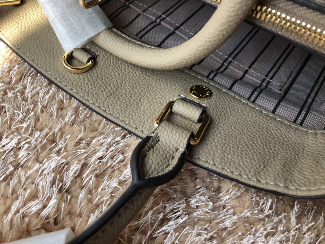 L0vis Vvtt0n Montaigne Medium Bag with Off White M41046