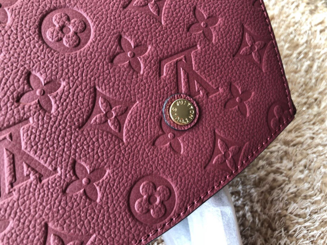 L0vis Vvtt0n Montaigne Medium Bag with Maroon M41046