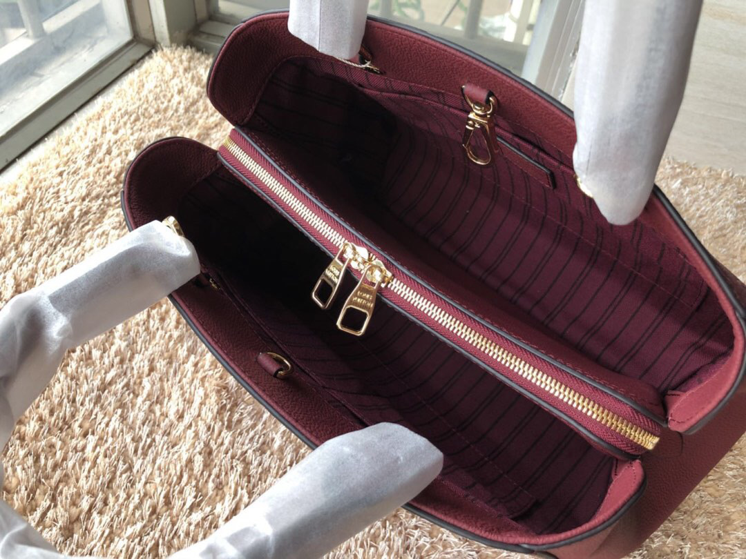 L0vis Vvtt0n Montaigne Medium Bag with Maroon M41046