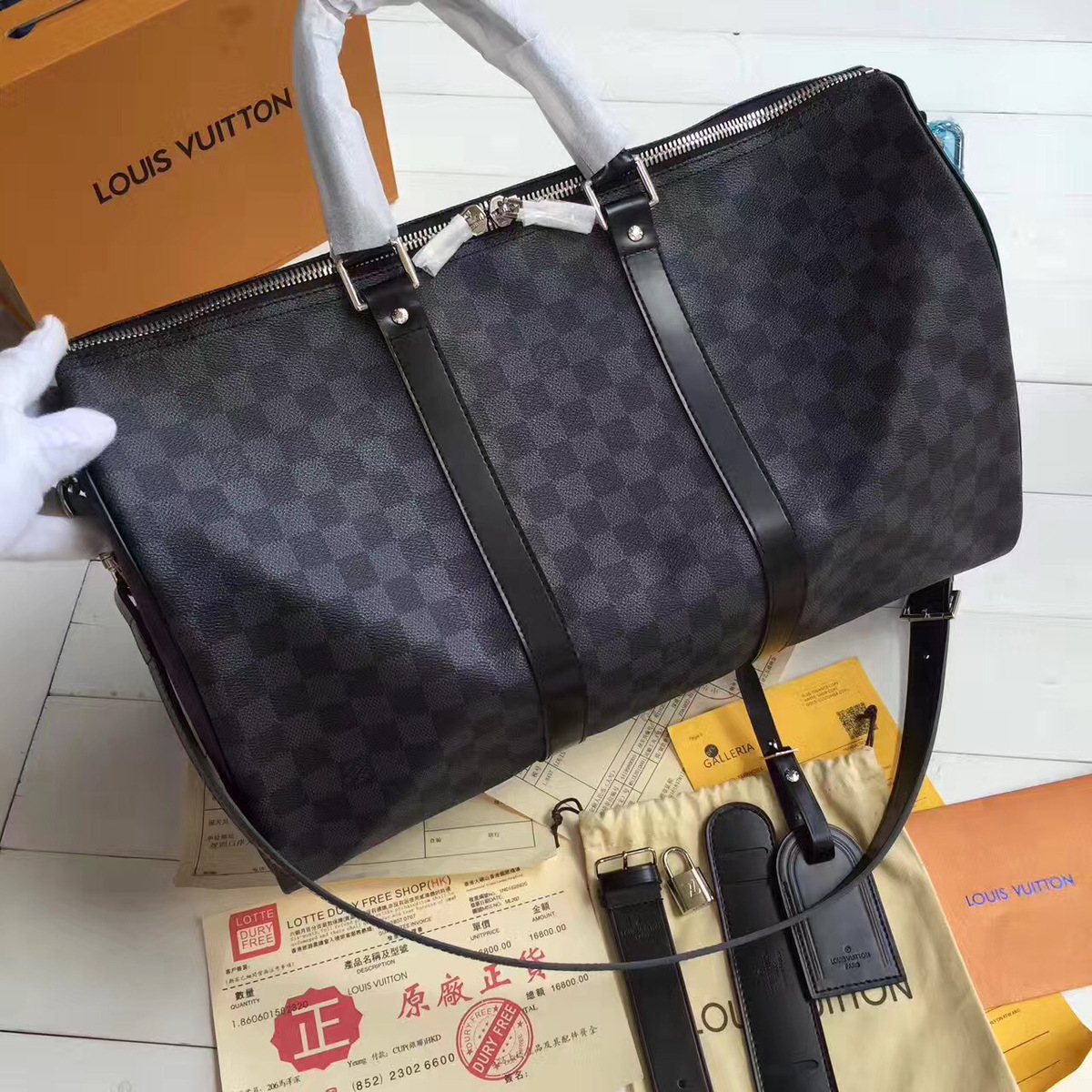L0vis Vvtt0n Keepall Monogram with black M41416