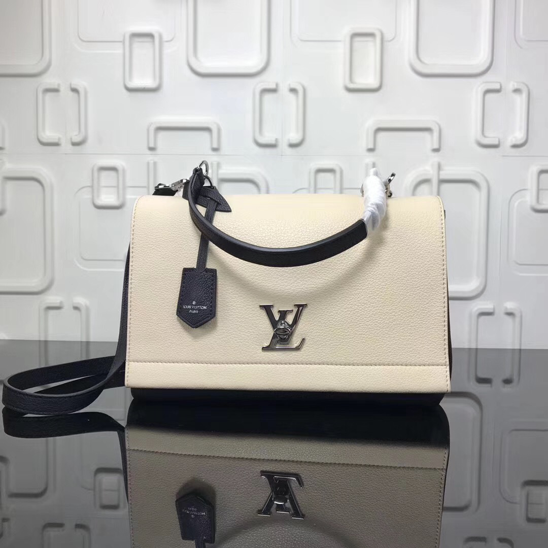 L0vis Vvtt0n Lockme Black and White Bag M50250