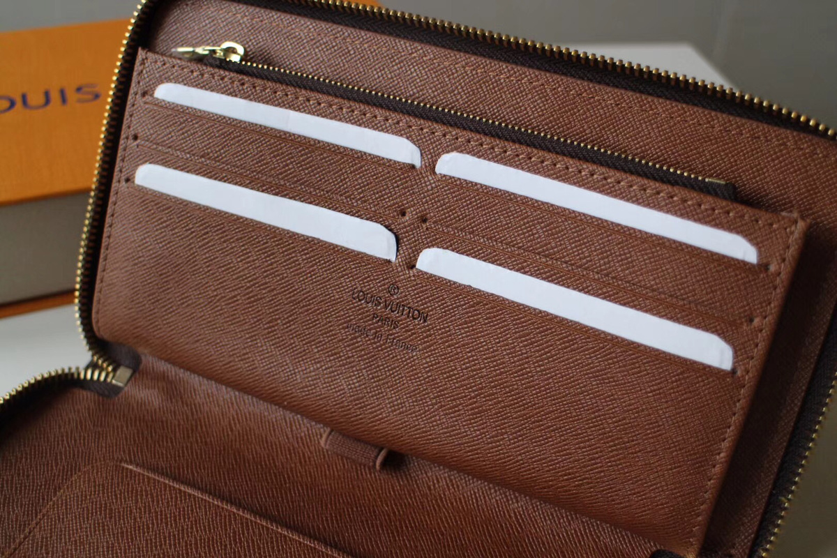 L0vis Vvtt0n ZIPPY ORGANIZER Monogram Large Wallet M60002A