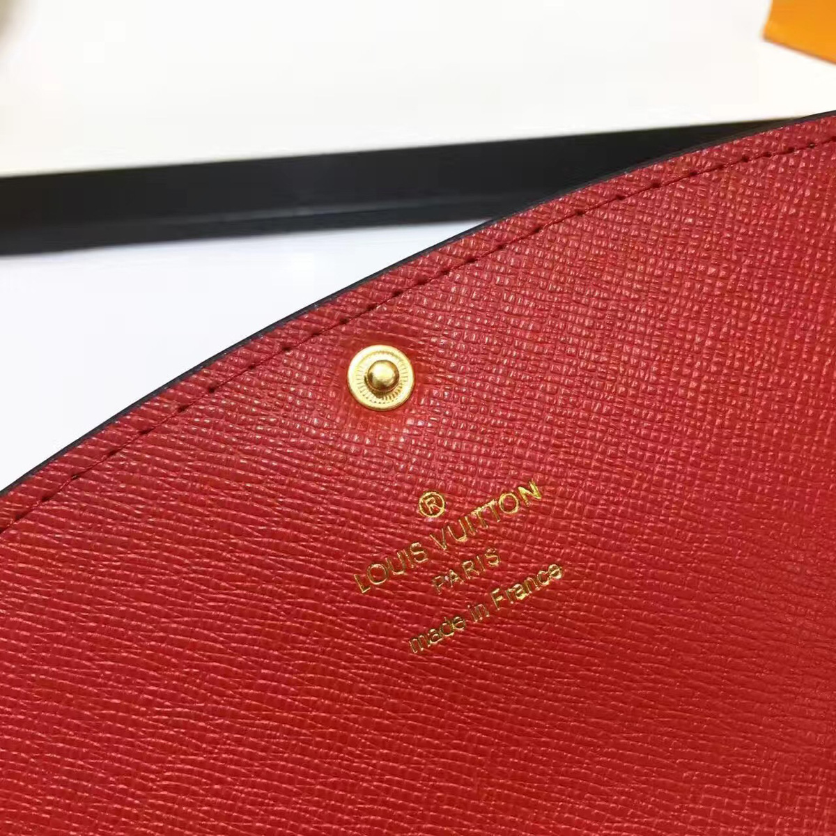 L0vis Vvtt0n Monogram Canvas Emilie Wallet