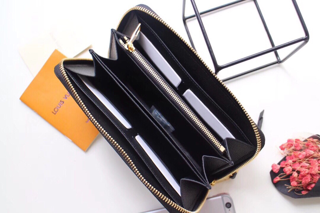 L0vis Vvtt0n ZIPPY Black WALLET Monogram Empreinte Leather