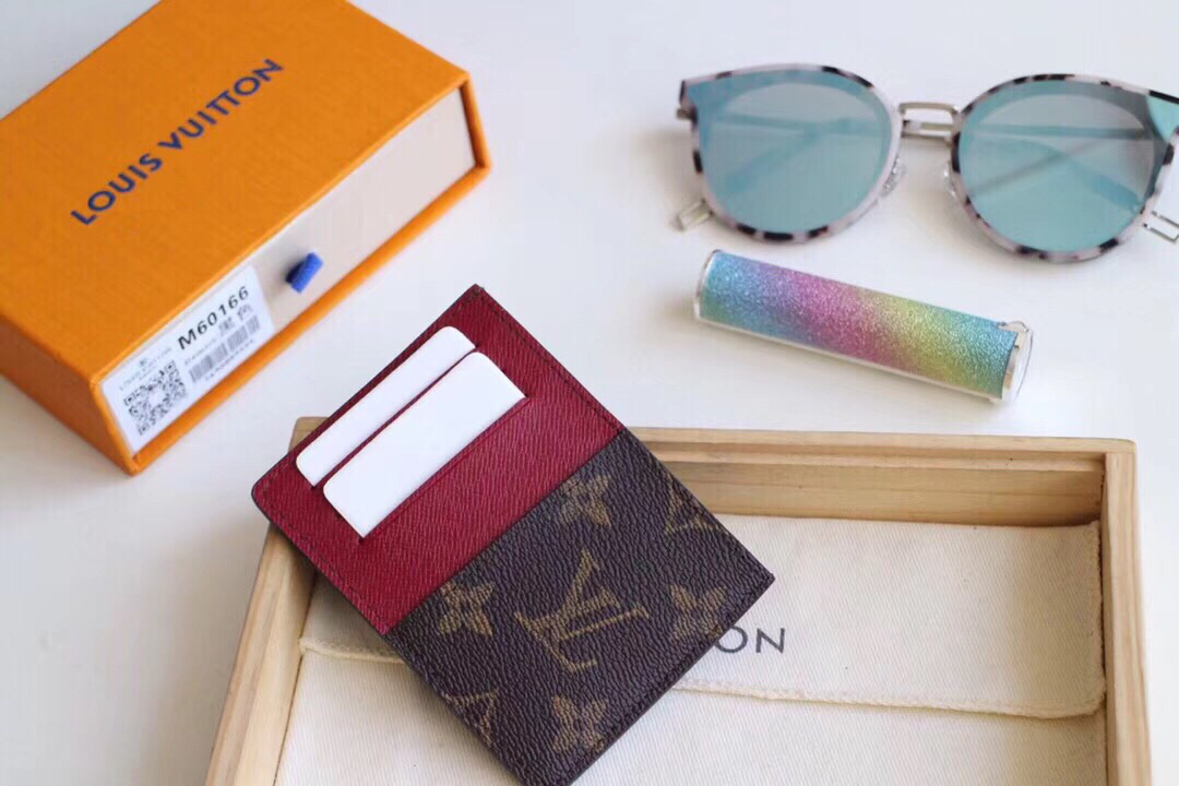 L0vis Vvtt0n Neo Porte Cartes Monogram Macassar Canvas with Rose Red