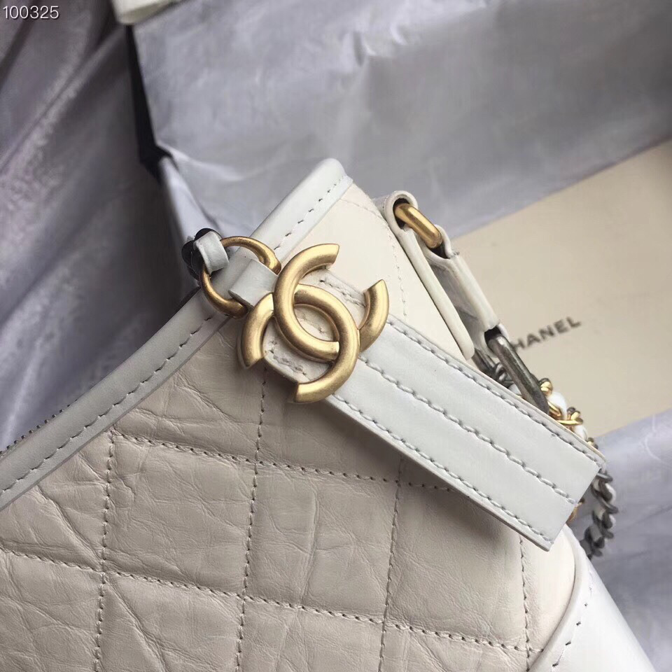 Ch**el Gabrielle small hobo bag White 20cm