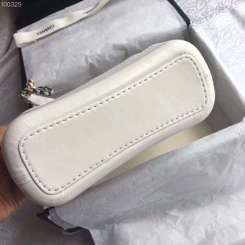Ch**el Gabrielle small hobo bag White 20cm