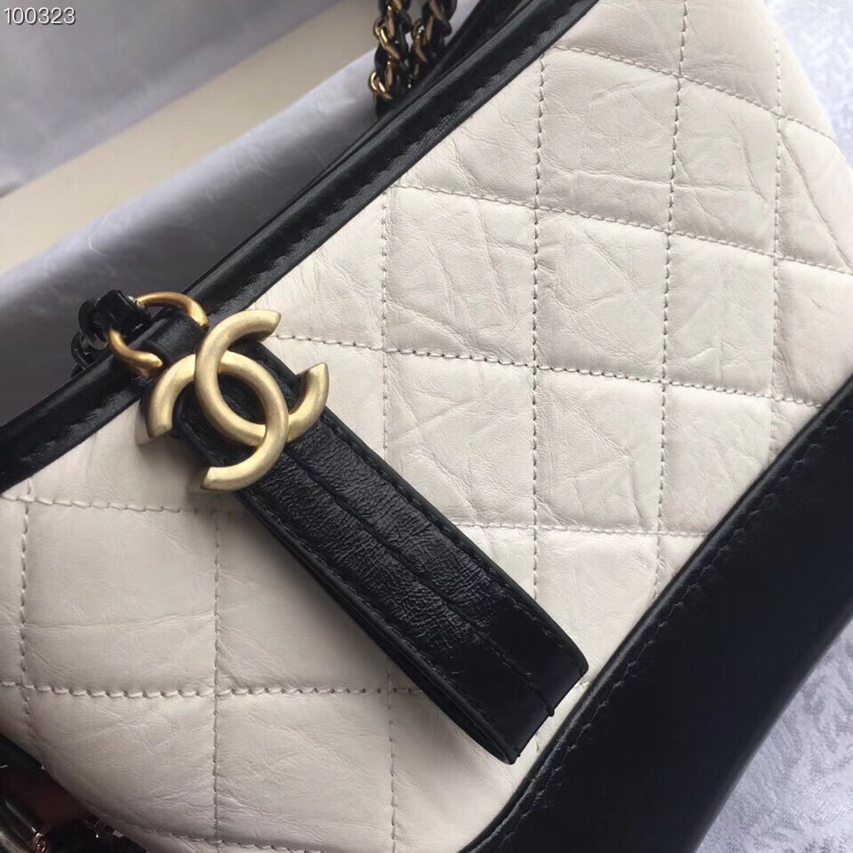 Ch**el Gabrielle small hobo bag Black and White 20cm