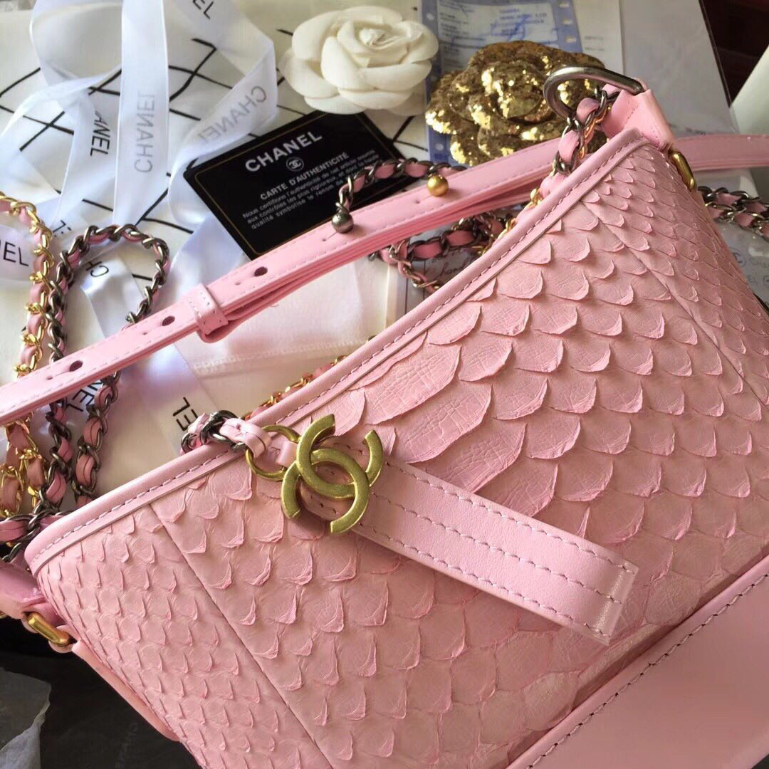 Ch**el Gabrielle Snakeskin small hobo bag Pink 20cm