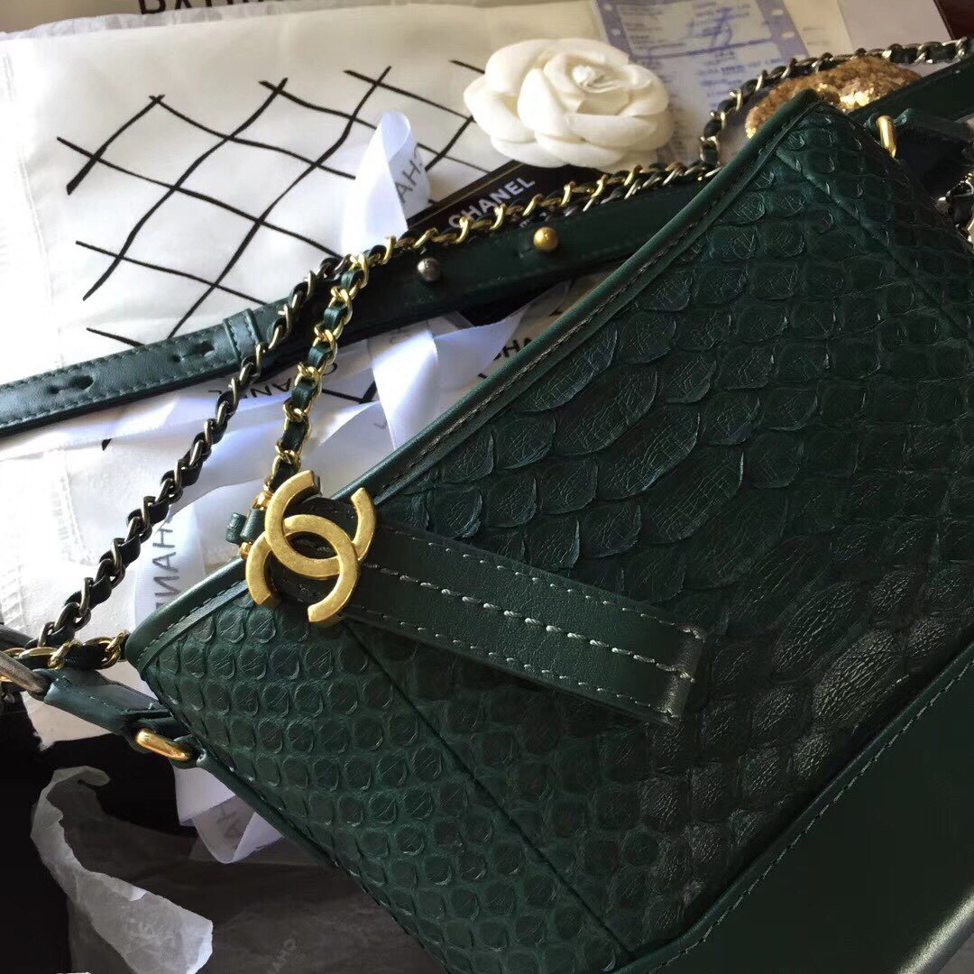 Ch**el Gabrielle Snakeskin small hobo bag Green 20cm