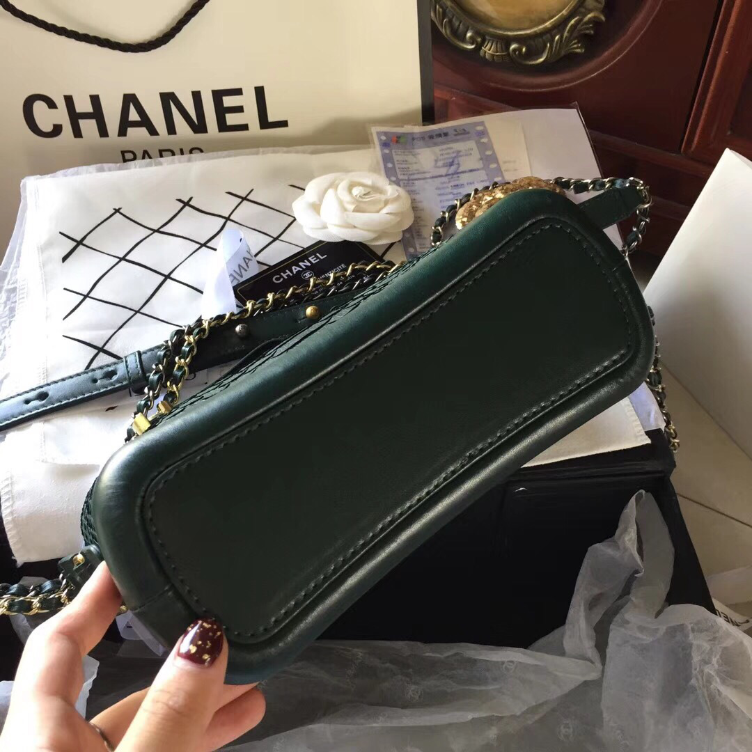 Ch**el Gabrielle Snakeskin small hobo bag Green 20cm
