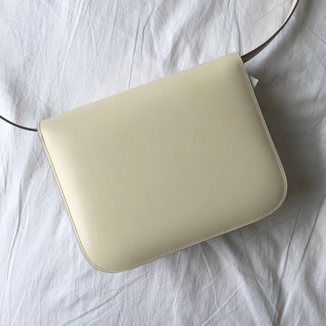 Ce1i*e Classic White Bag in Box Calfskin Smooth Leather