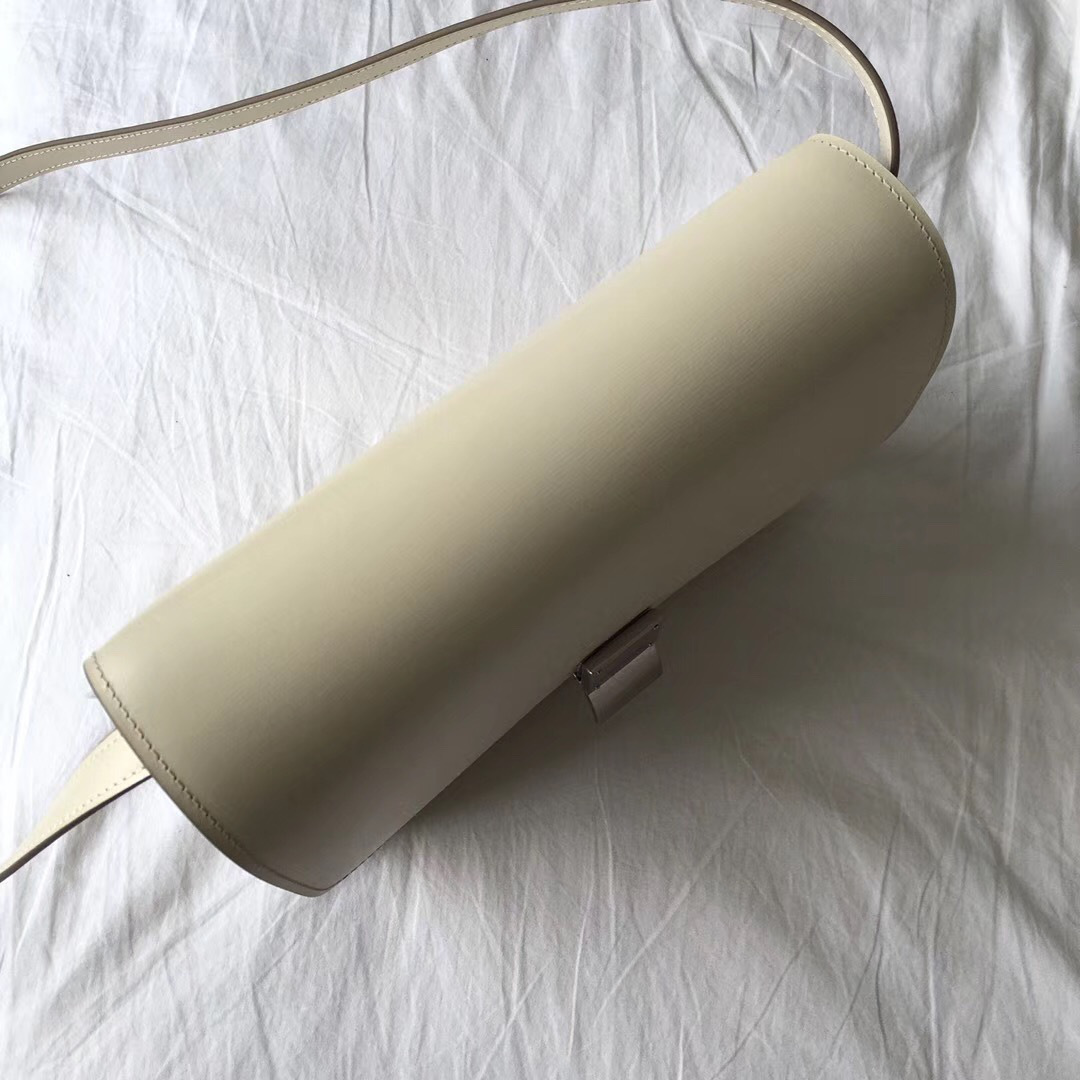 Ce1i*e Classic White Bag in Box Calfskin Smooth Leather