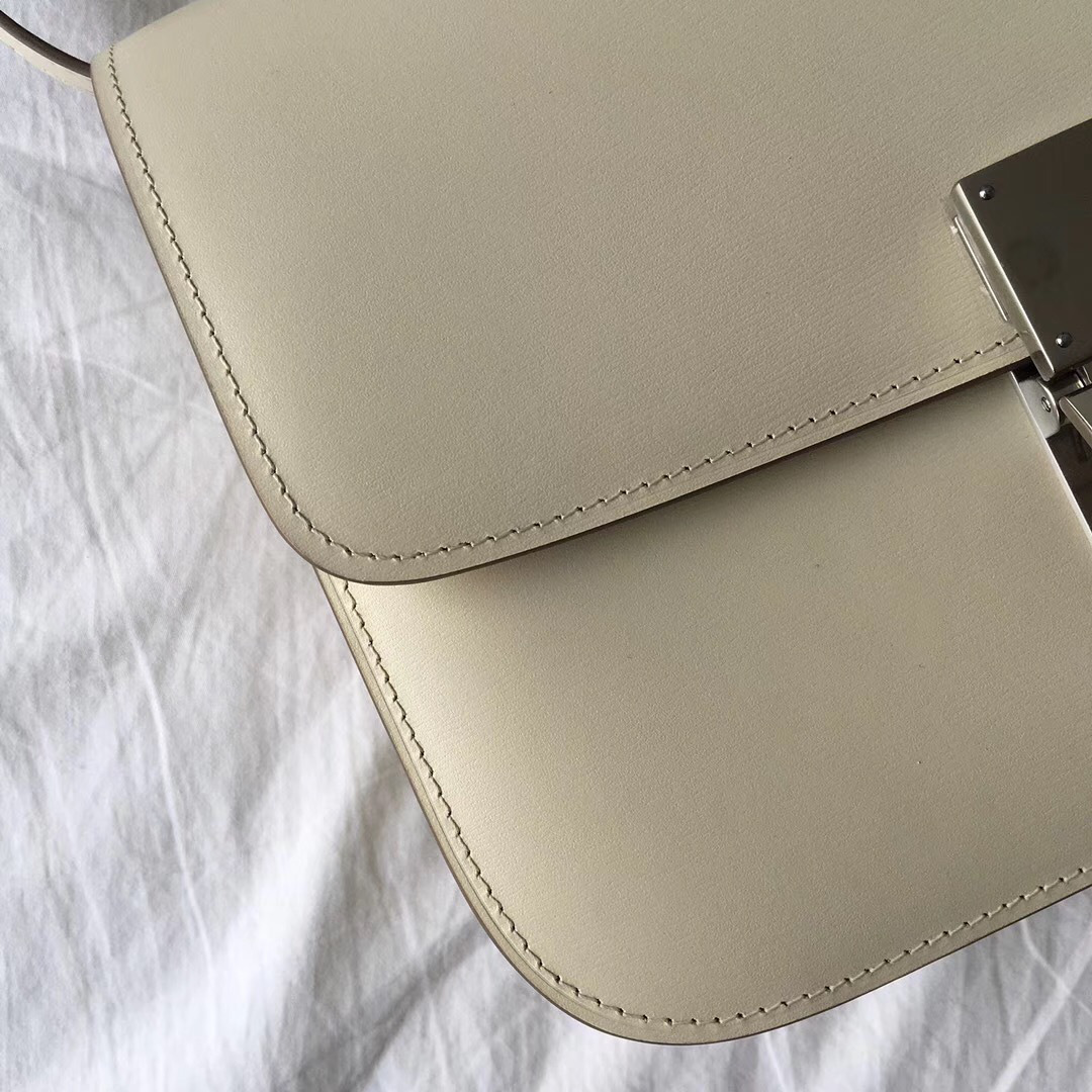 Ce1i*e Classic White Bag in Box Calfskin Smooth Leather