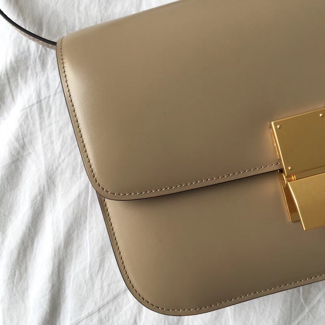 Ce1i*e Classic Khaki Bag in Box Calfskin Smooth Leather