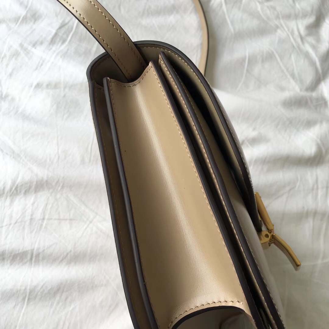 Ce1i*e Classic Khaki Bag in Box Calfskin Smooth Leather