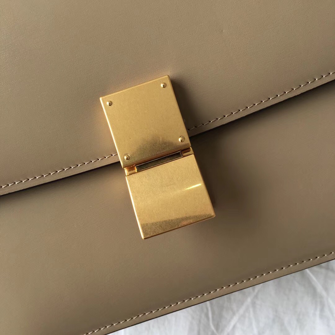 Ce1i*e Classic Khaki Bag in Box Calfskin Smooth Leather