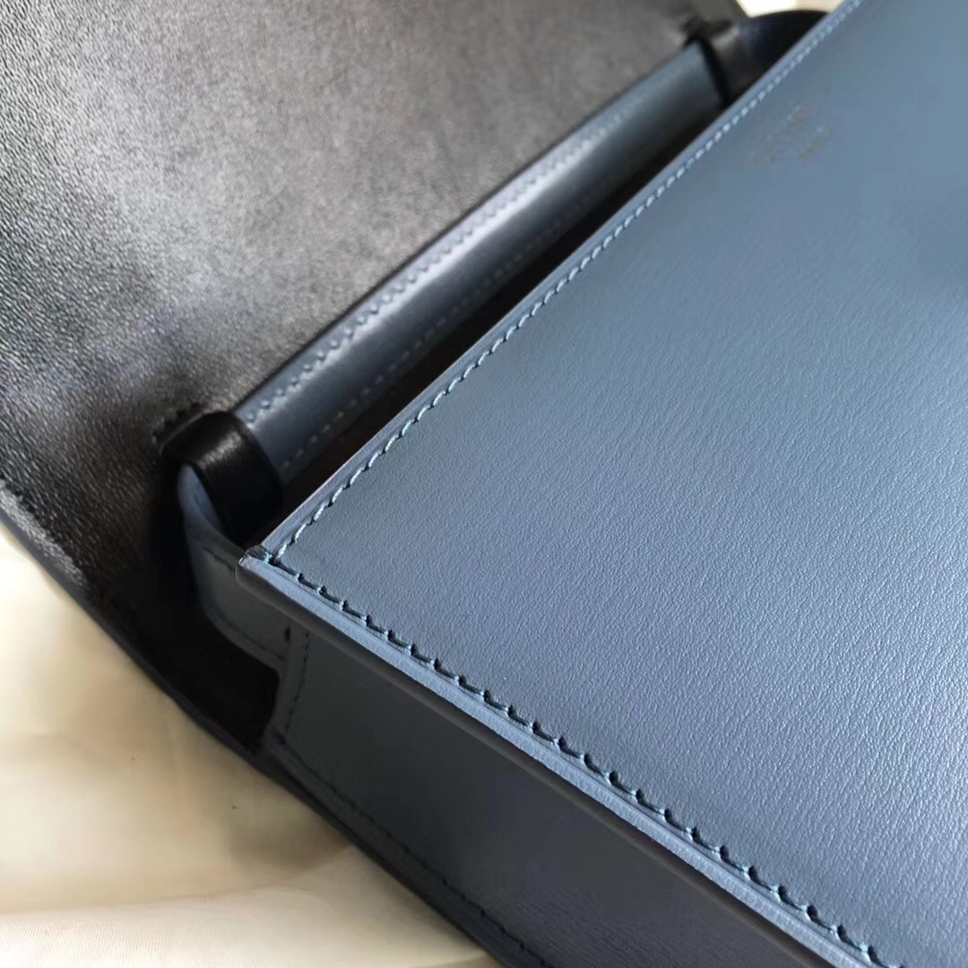 Ce1i*e Classic Blue Bag in Box Calfskin Smooth Leather