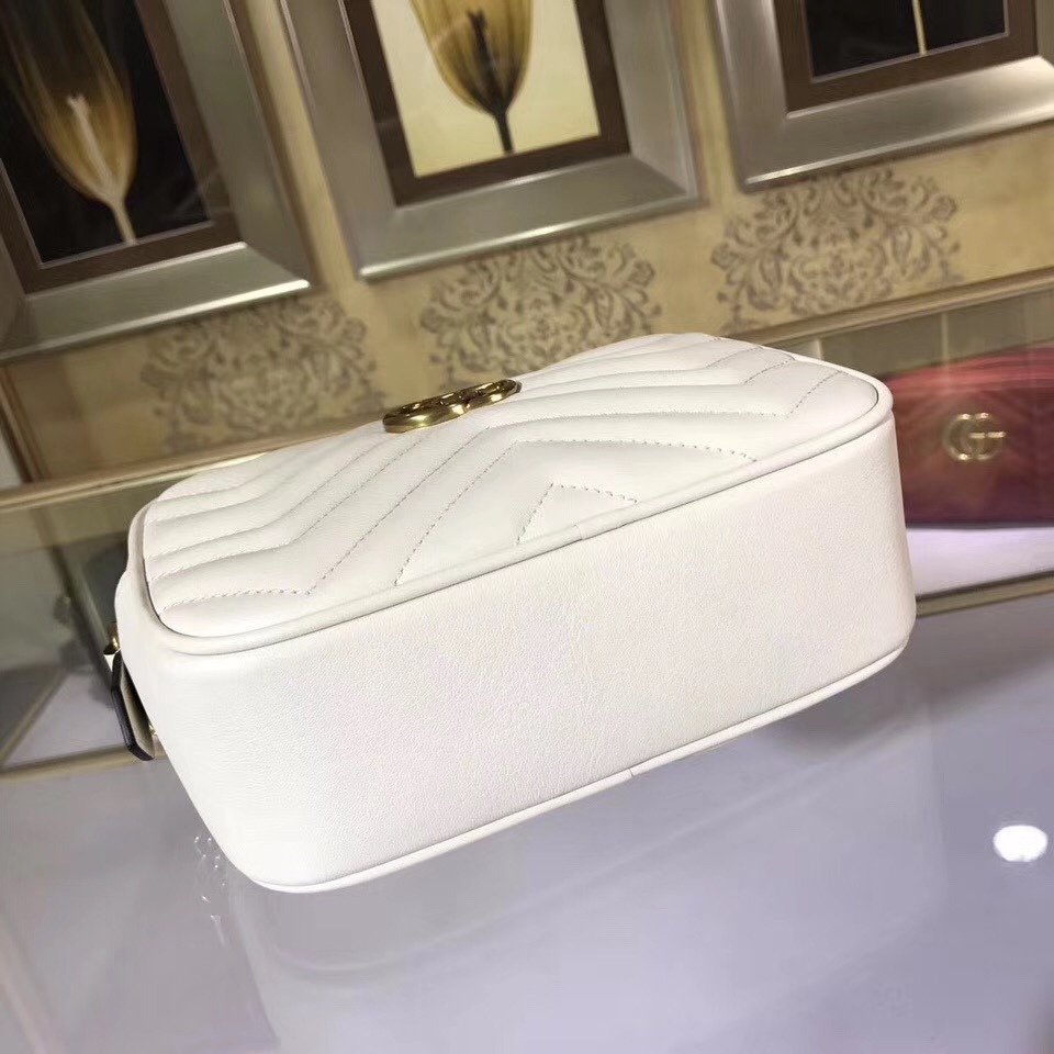 Gvc*1 Marmont matelassé mini bag in White 448065