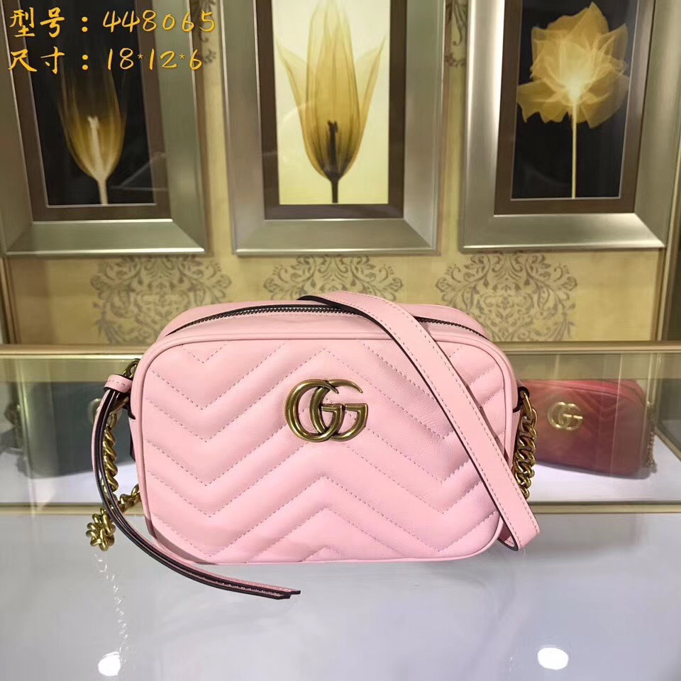 Gvc*1 Marmont matelassé mini bag in Pink