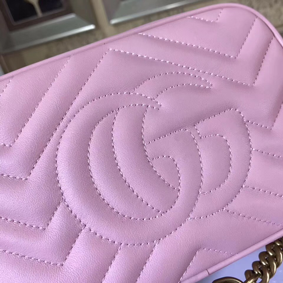 Gvc*1 Marmont matelassé mini bag in Pink