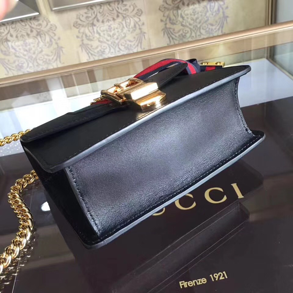 Gvc*1 Sylvie leather mini chain bag in Black 431666