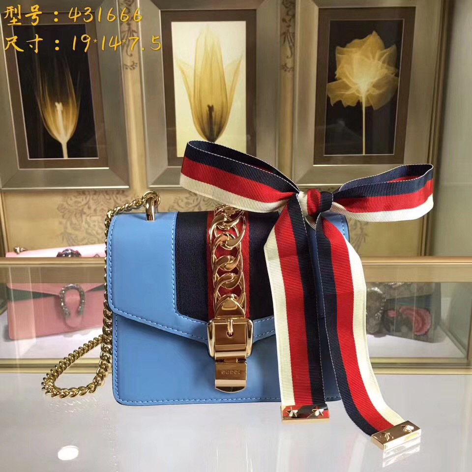 Gvc*1 Sylvie leather mini chain bag in Light Blue 431666