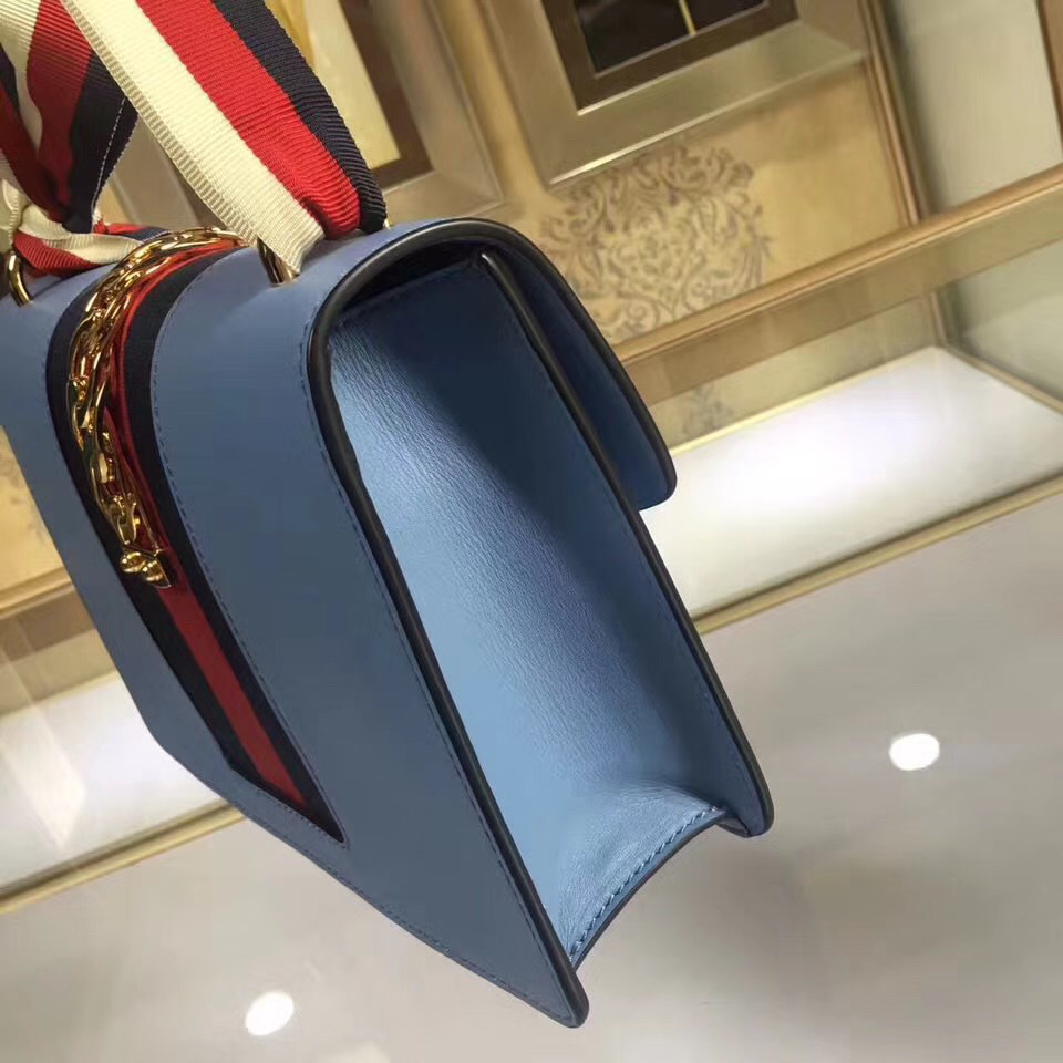 Gvc*1 Sylvie shoulder bag in Light Blue leather 421882