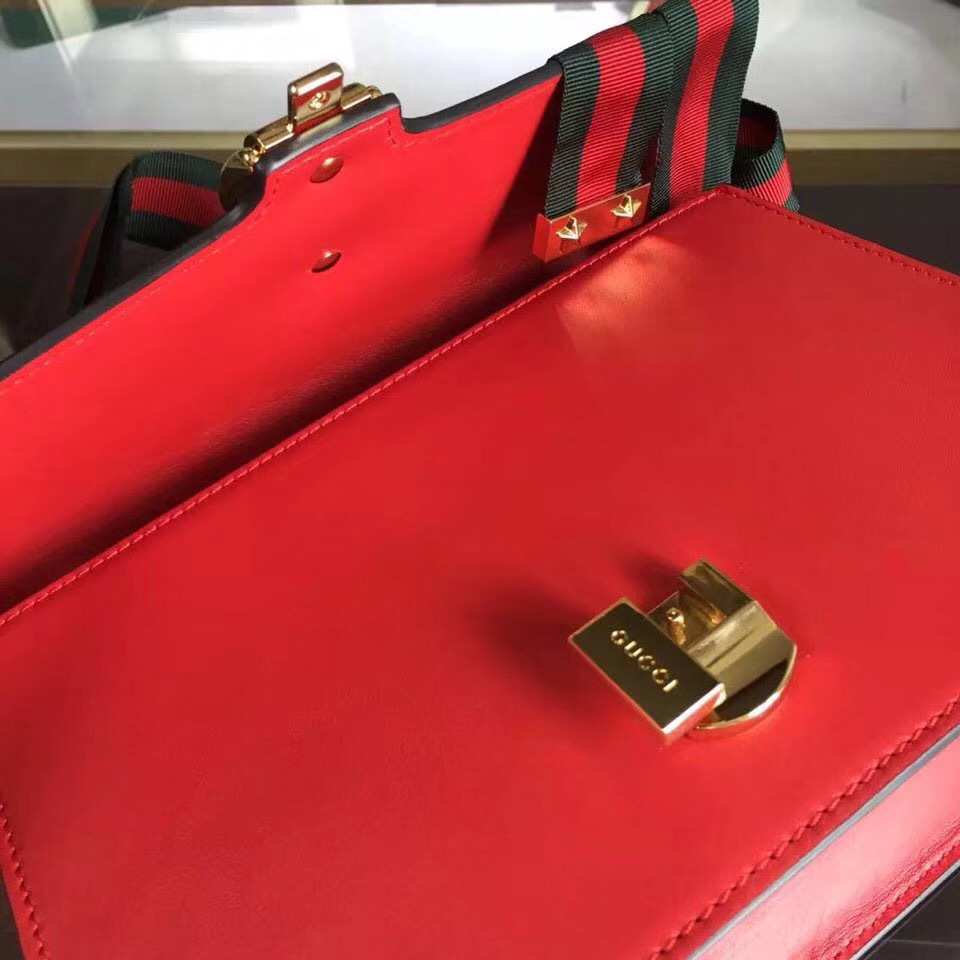 Gvc*1 Sylvie shoulder bag in Red leather 421882