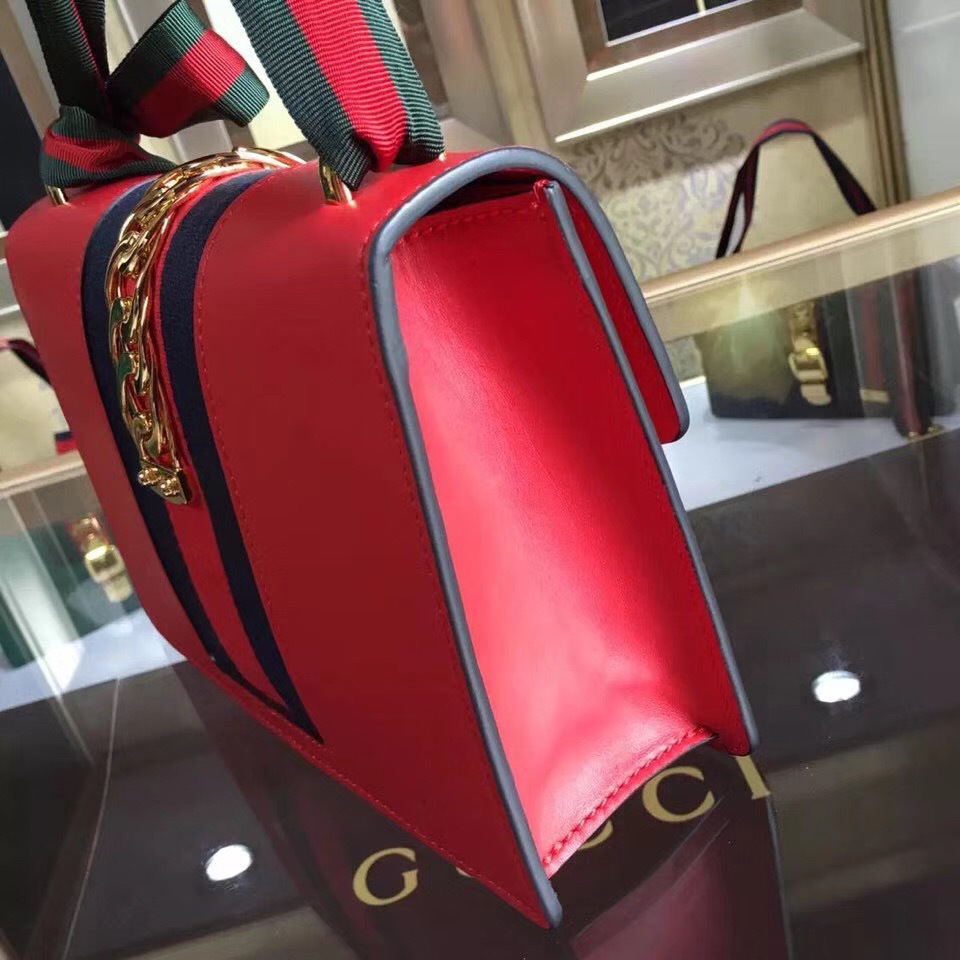 Gvc*1 Sylvie shoulder bag in Red leather 421882