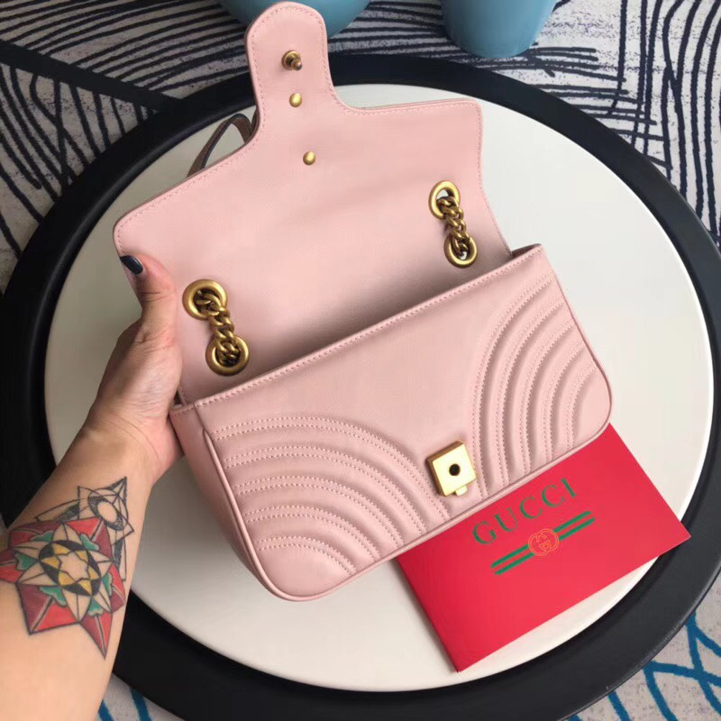 Gvc*1 Marmont matelassé shoulder bag in Pink 443497