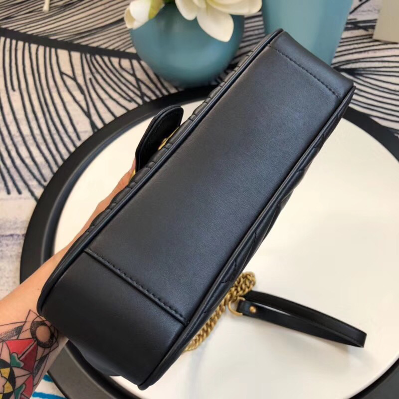 Gvc*1 Marmont matelassé shoulder bag in Black 443497