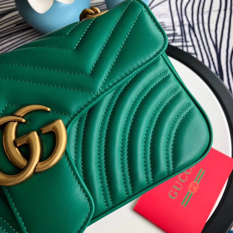 Gvc*1 Marmont matelassé shoulder bag in Green 443497
