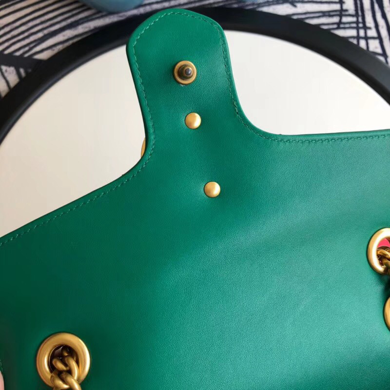 Gvc*1 Marmont matelassé shoulder bag in Green 443497