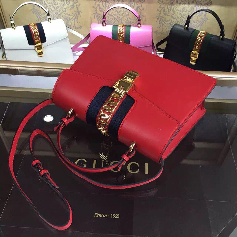Gvc*1 Sylvie medium top handle bag in Red leather 431665
