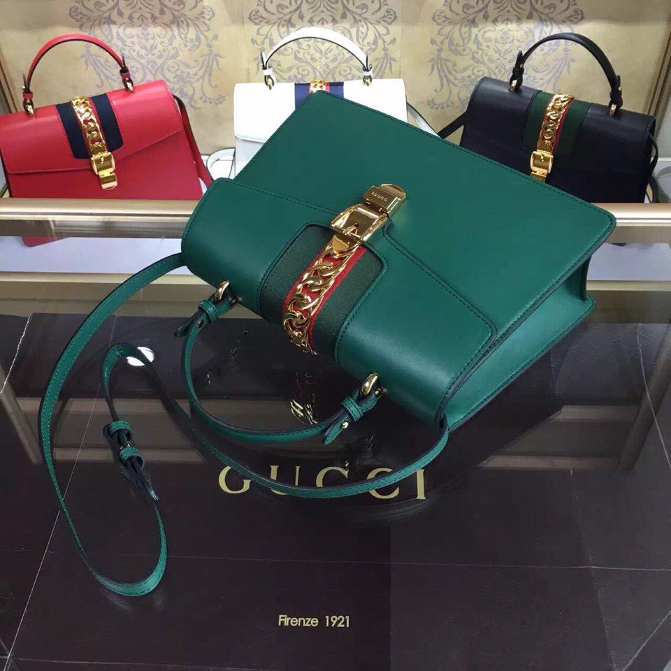 Gvc*1 Sylvie medium top handle bag in Green leather 431665