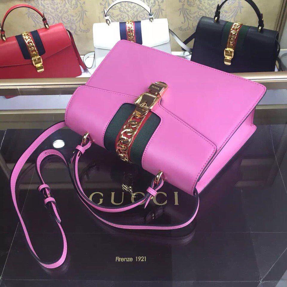 Gvc*1 Sylvie medium top handle bag in Rose Red leather 431665