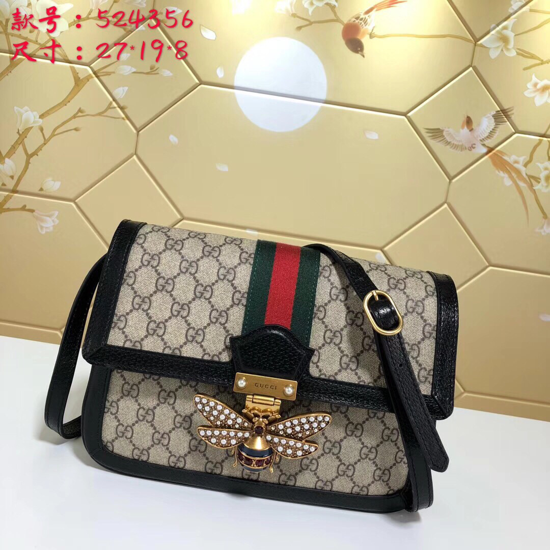 Gvc*1 Queen Margaret Svp*me medium shoulder bag in Black 524356
