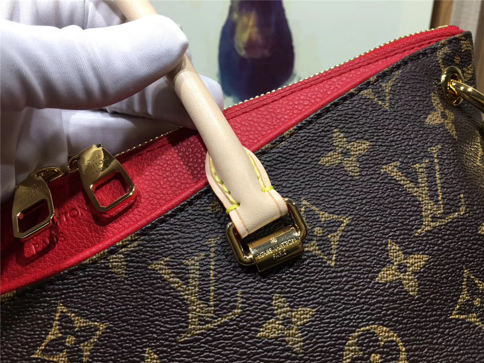 L0vis Vvtt0n Monogram Pallas in Red M40906