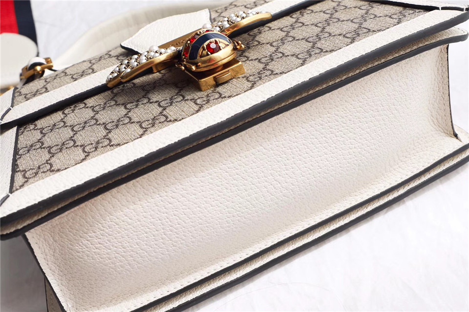 Gvc*1 Queen Margaret Small Top Handle Bag In White 476541